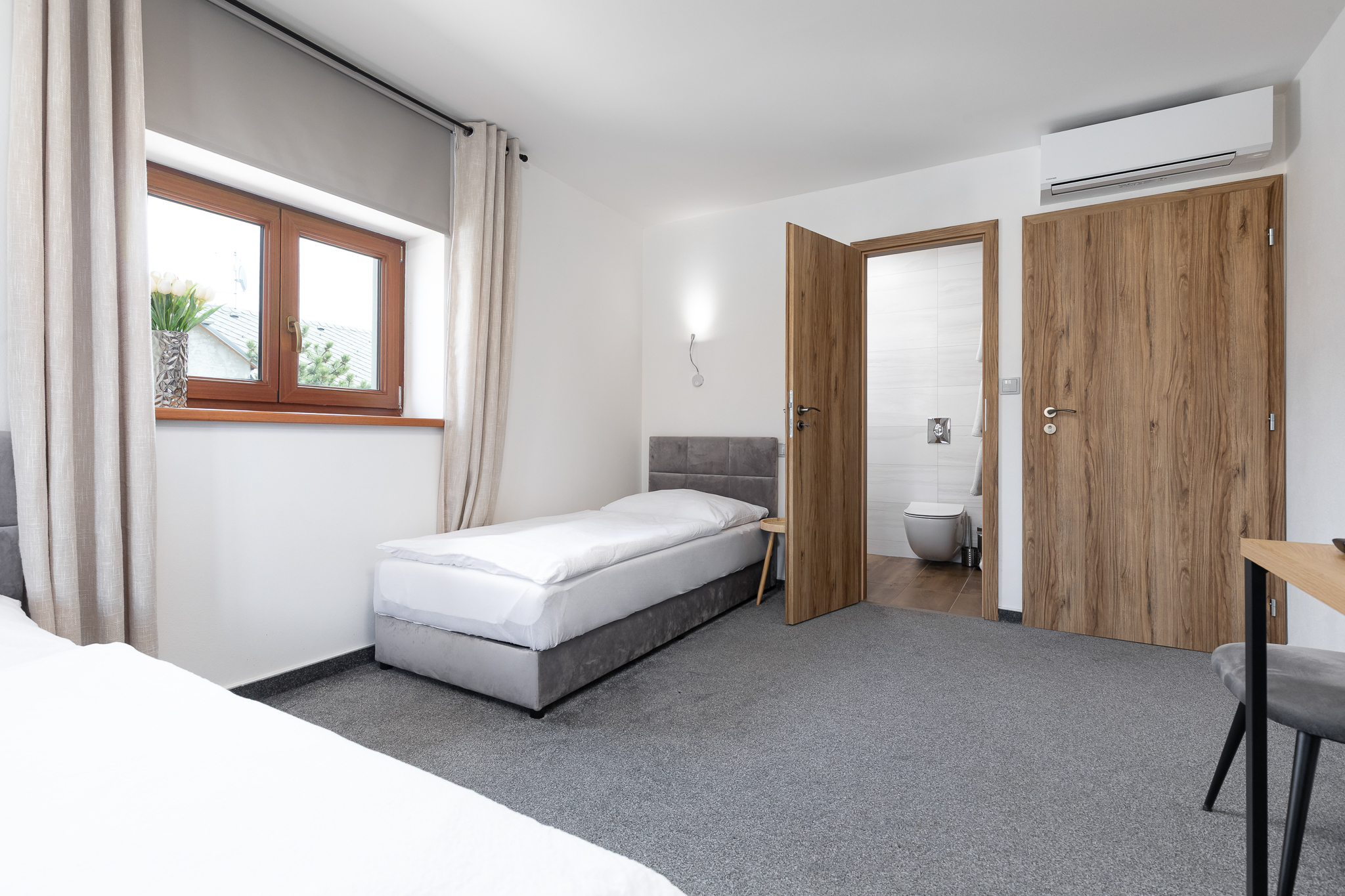 Deluxe twin room for 2 guests